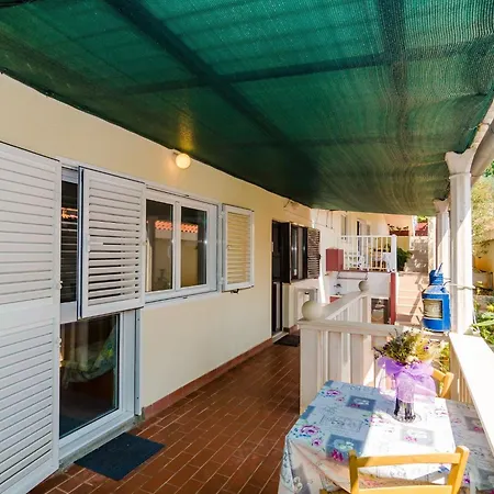 Ra Ica - One Bedroom * Molunat