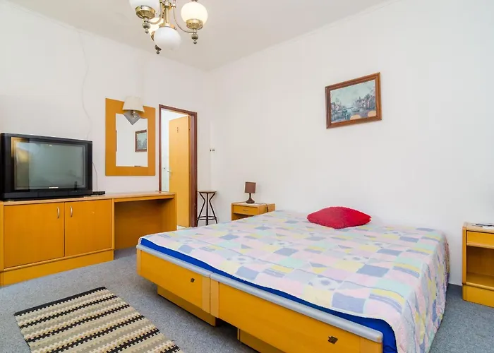 شقة Ra Ica - One Bedroom مولونات