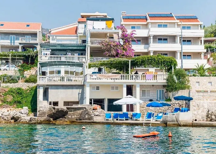 Ra Ica - One Bedroom